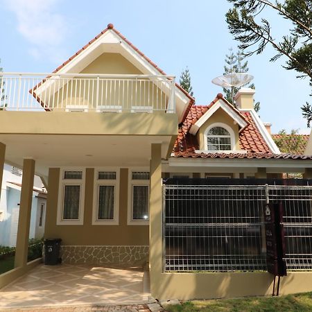 Diyar Villas Puncak R7-3 外观 照片