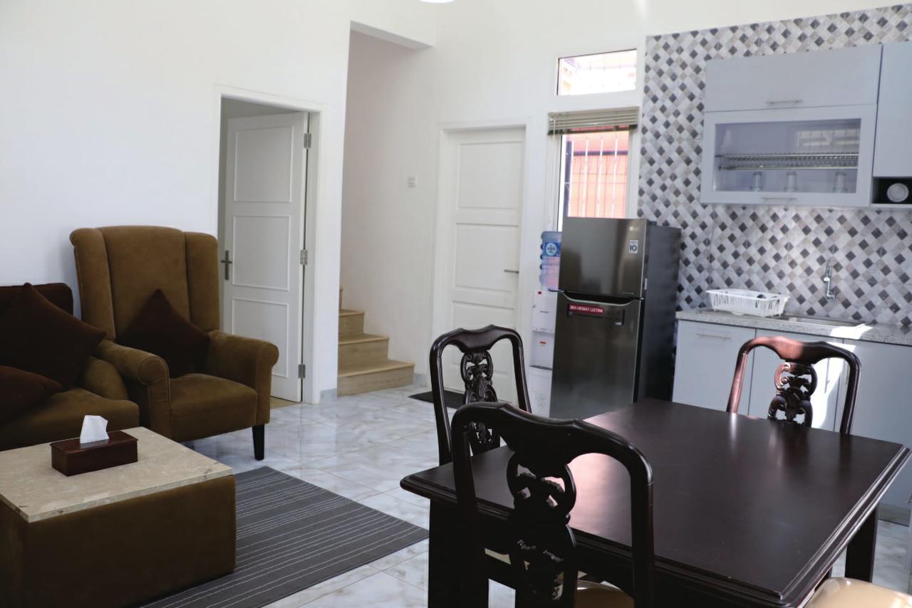Diyar Villas Puncak R7-3 客房 照片